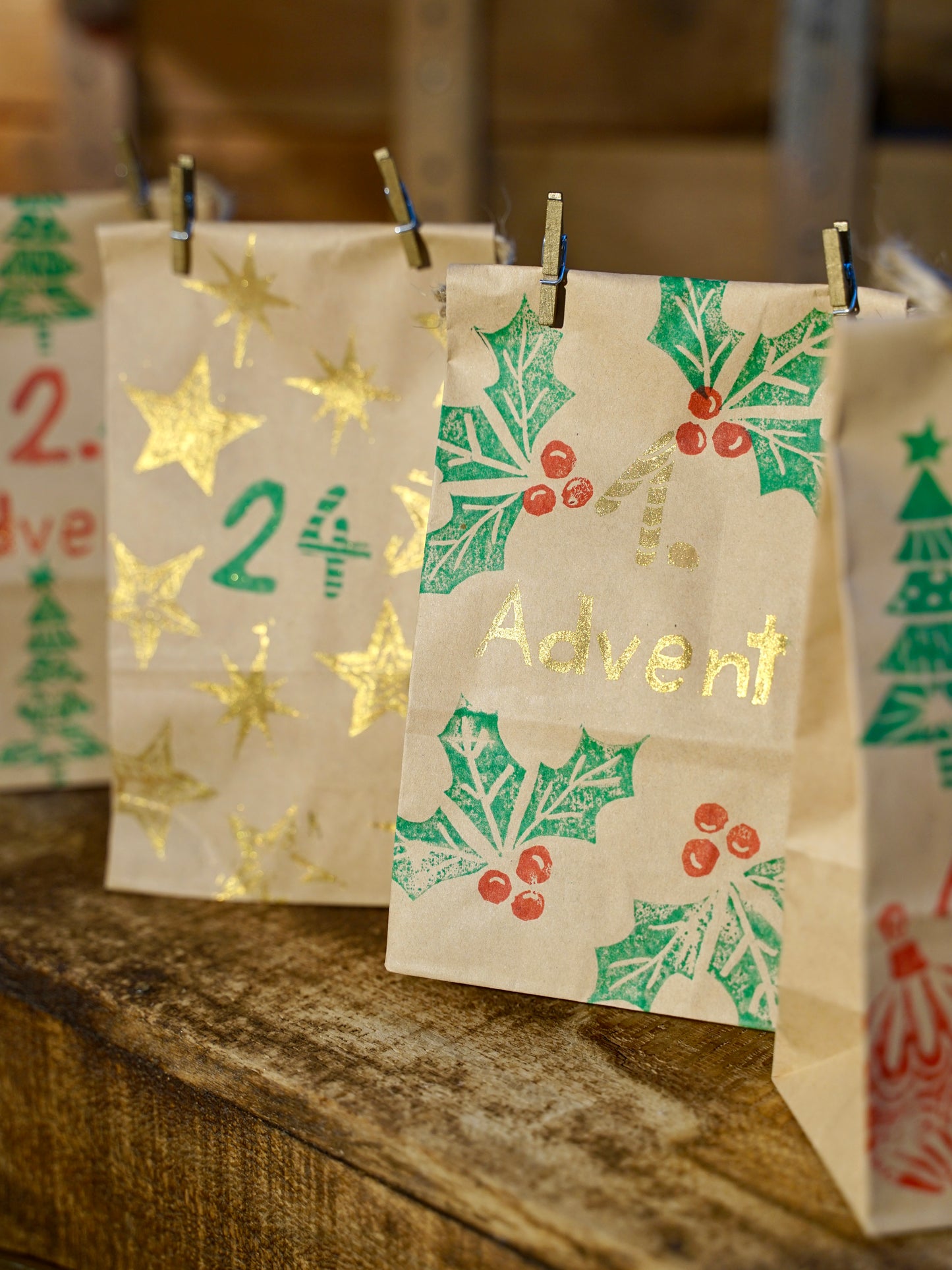 Adventskalender mit sechs Türchen