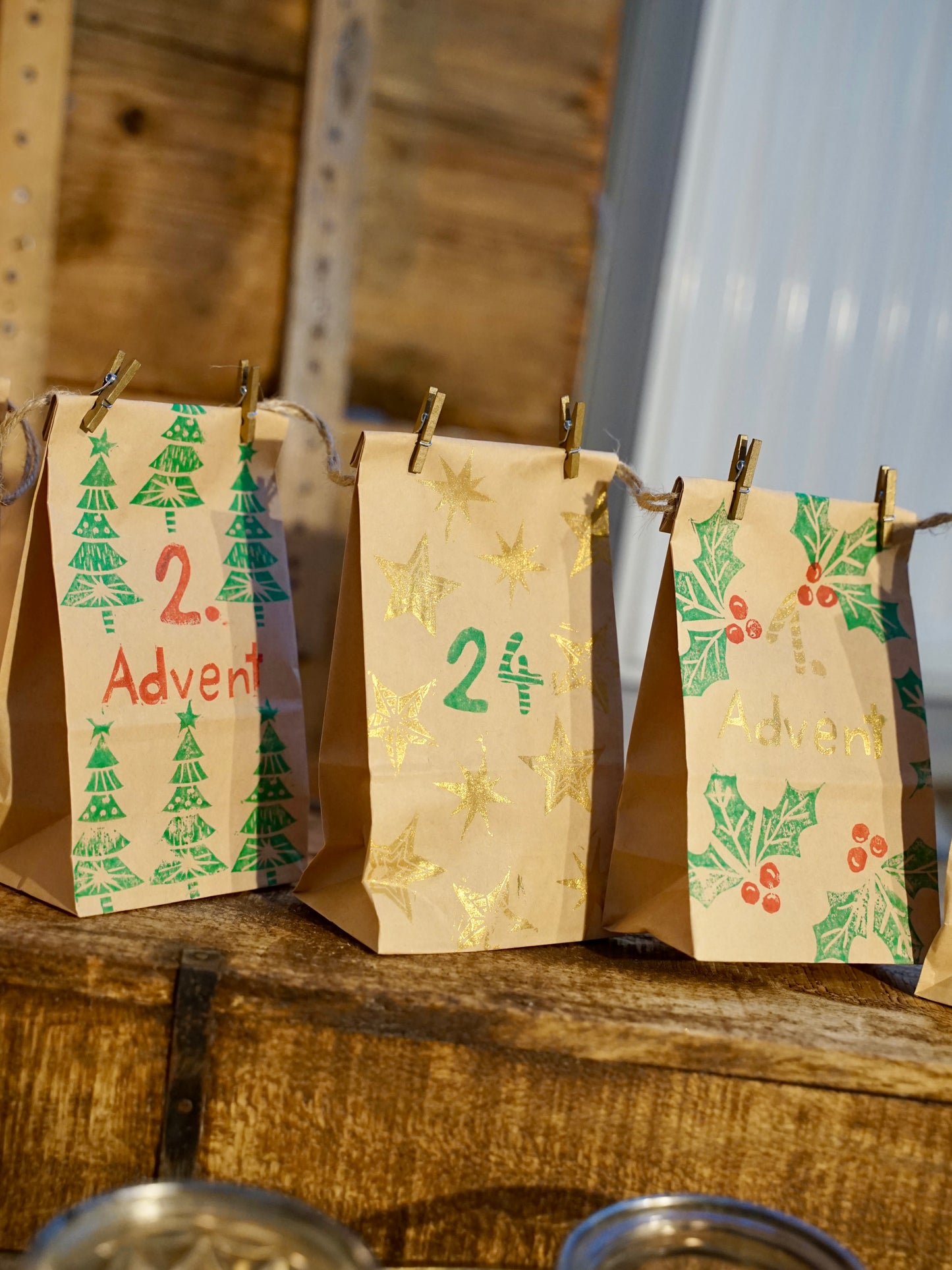Adventskalender mit sechs Türchen