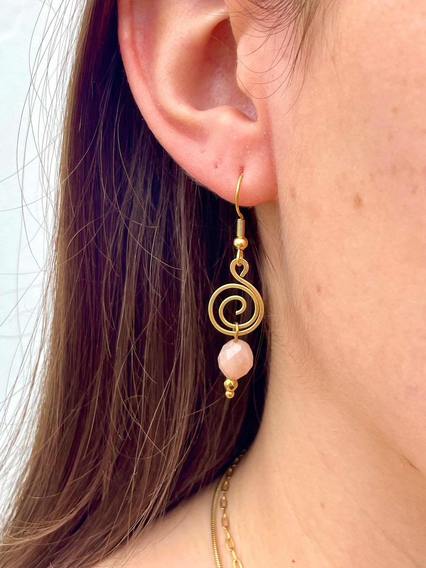 Spiral Ohrringe Mondstein gold
