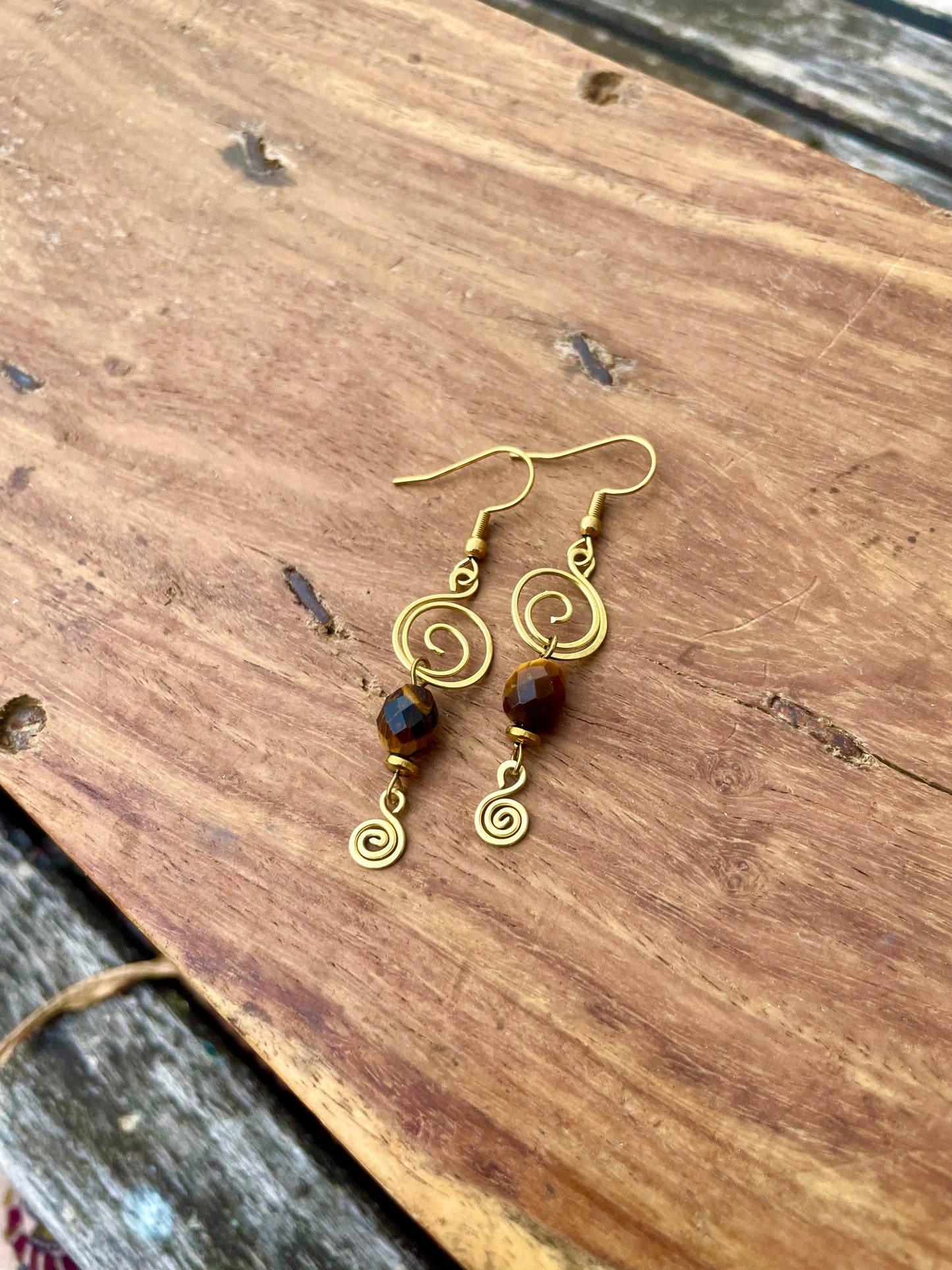 Spiral Ohrringe Tigerauge gold