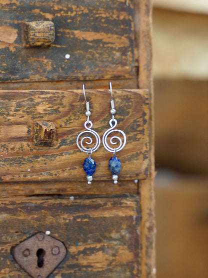 Spiral earrings blue silver