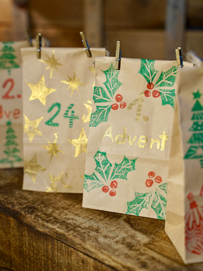 Adventskalender mit sechs Türchen