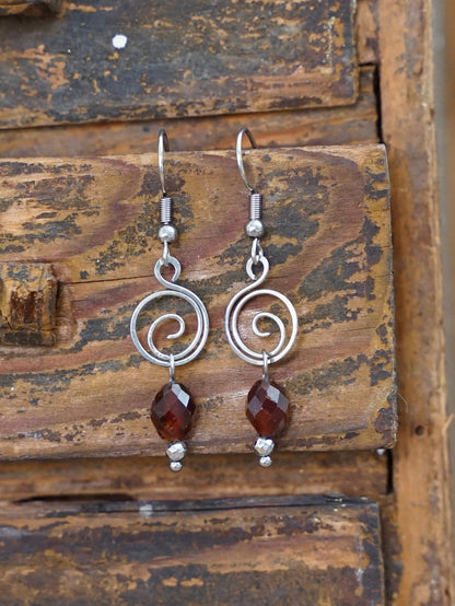 Spiral Garnet Earrings silver