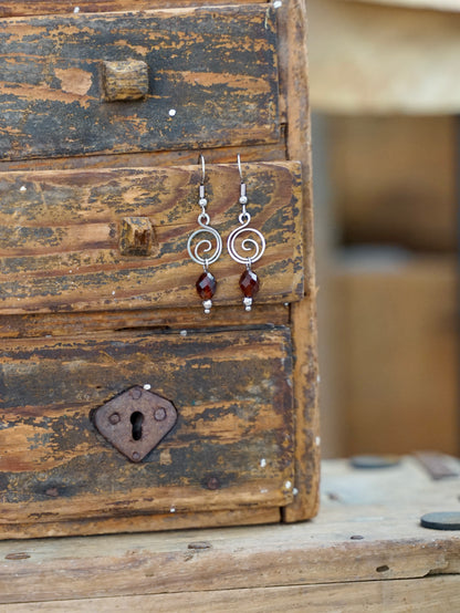 Spiral Garnet Earrings silver