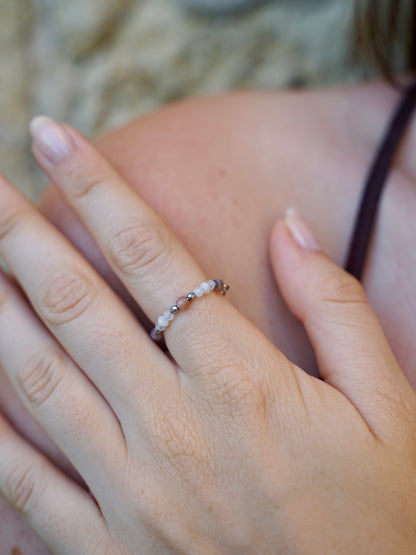 Mondstein Ring silber