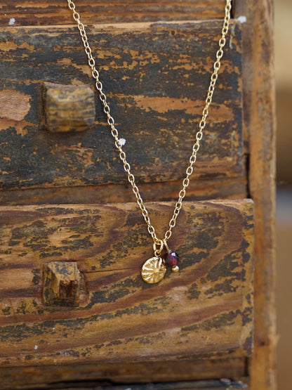 Merida Kette Granat gold