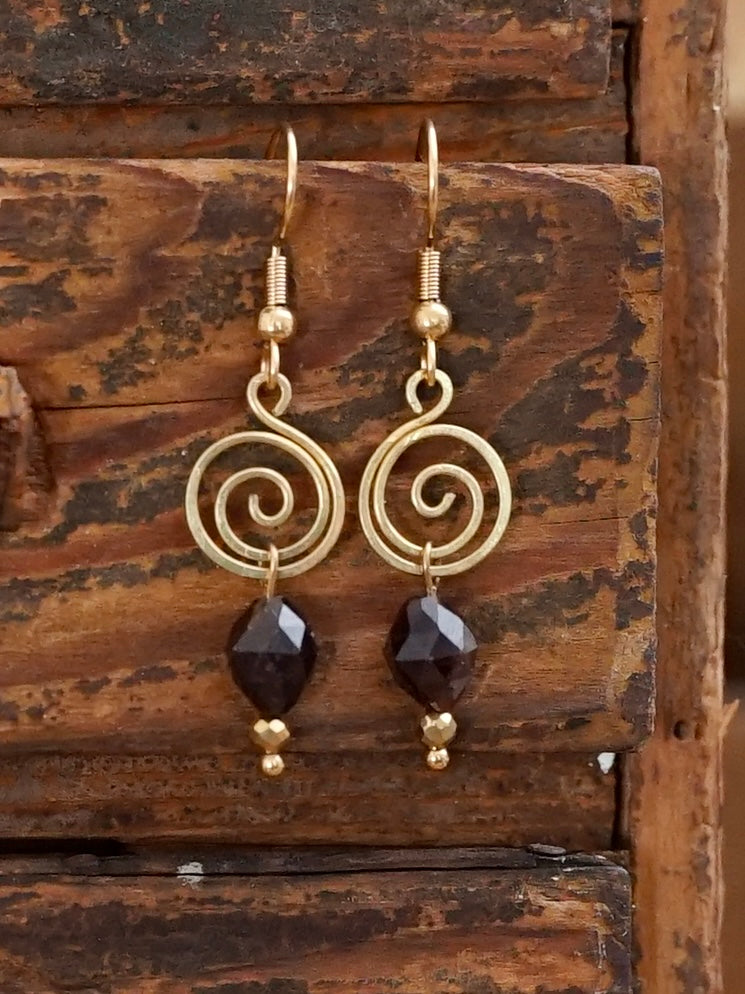 Spiral Ohrringe Granat gold