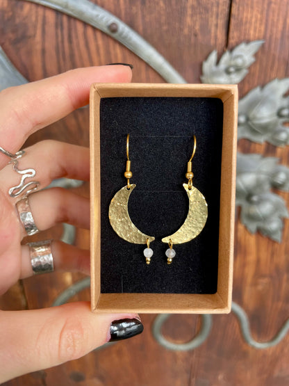 Luna Earrings Moonstone
