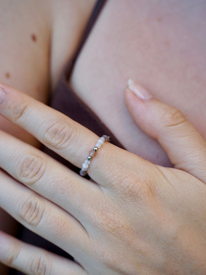 Mondstein Ring silber