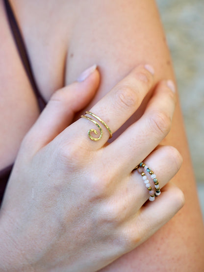 Mondstein Ring gold